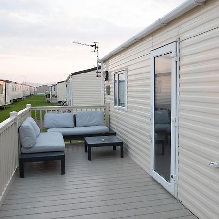 2 Bed Caravan For Hire At Golden Sands In Ріл Екстер'єр фото