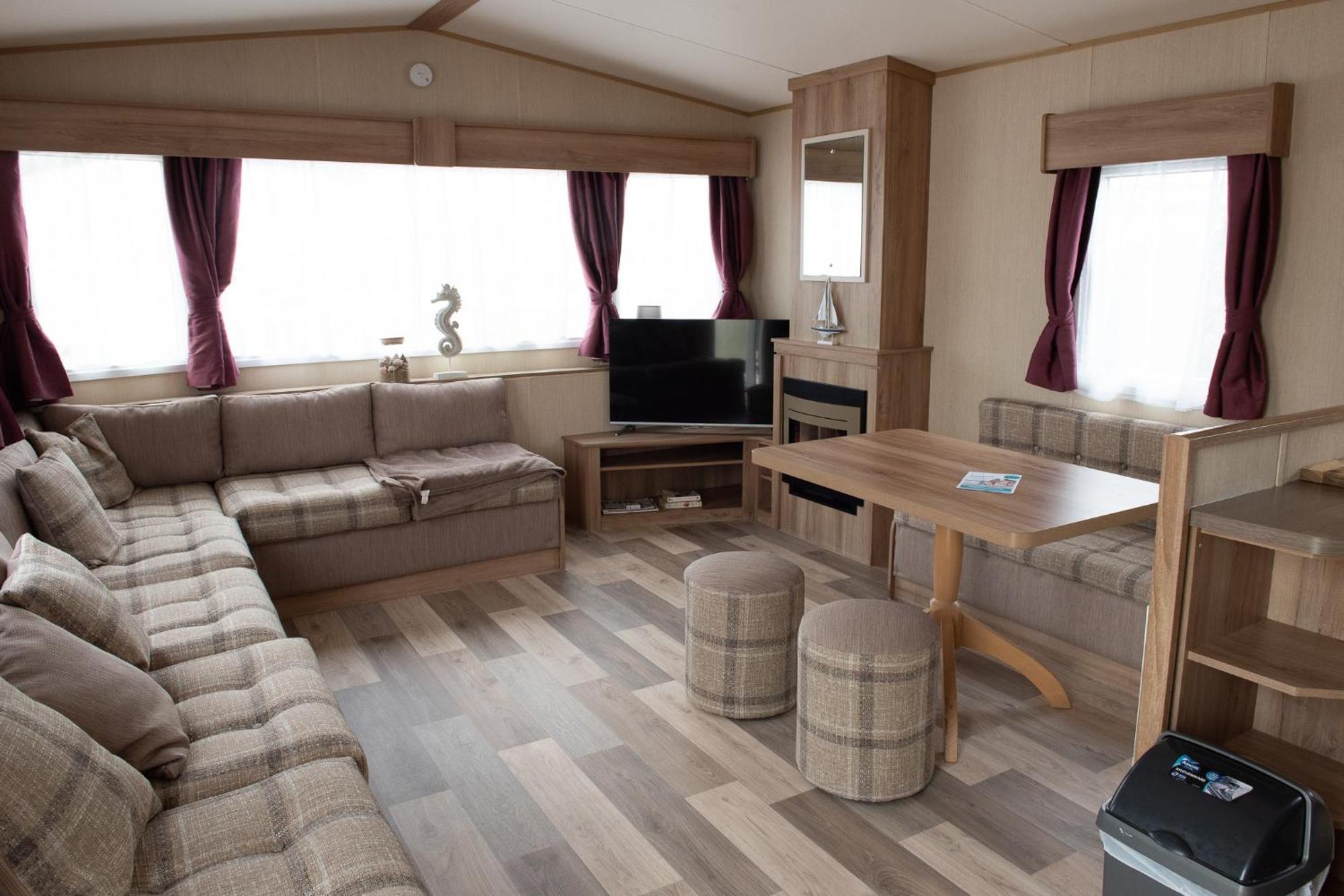 2 Bed Caravan For Hire At Golden Sands In Ріл Екстер'єр фото